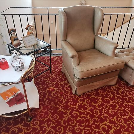 Hotel Al Faro Lodge Am See Podersdorf am See Bagian luar foto