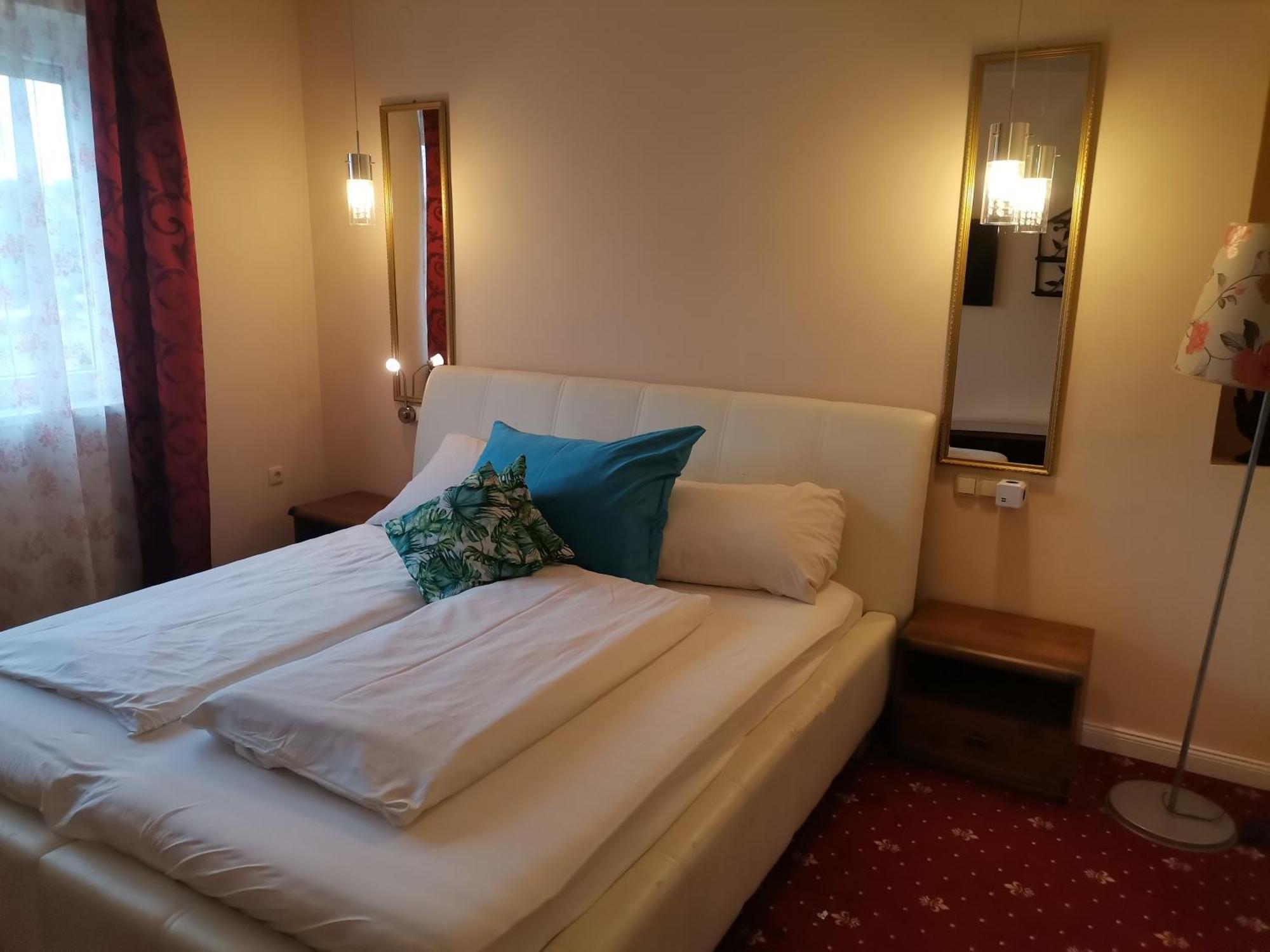 Hotel Al Faro Lodge Am See Podersdorf am See Bagian luar foto
