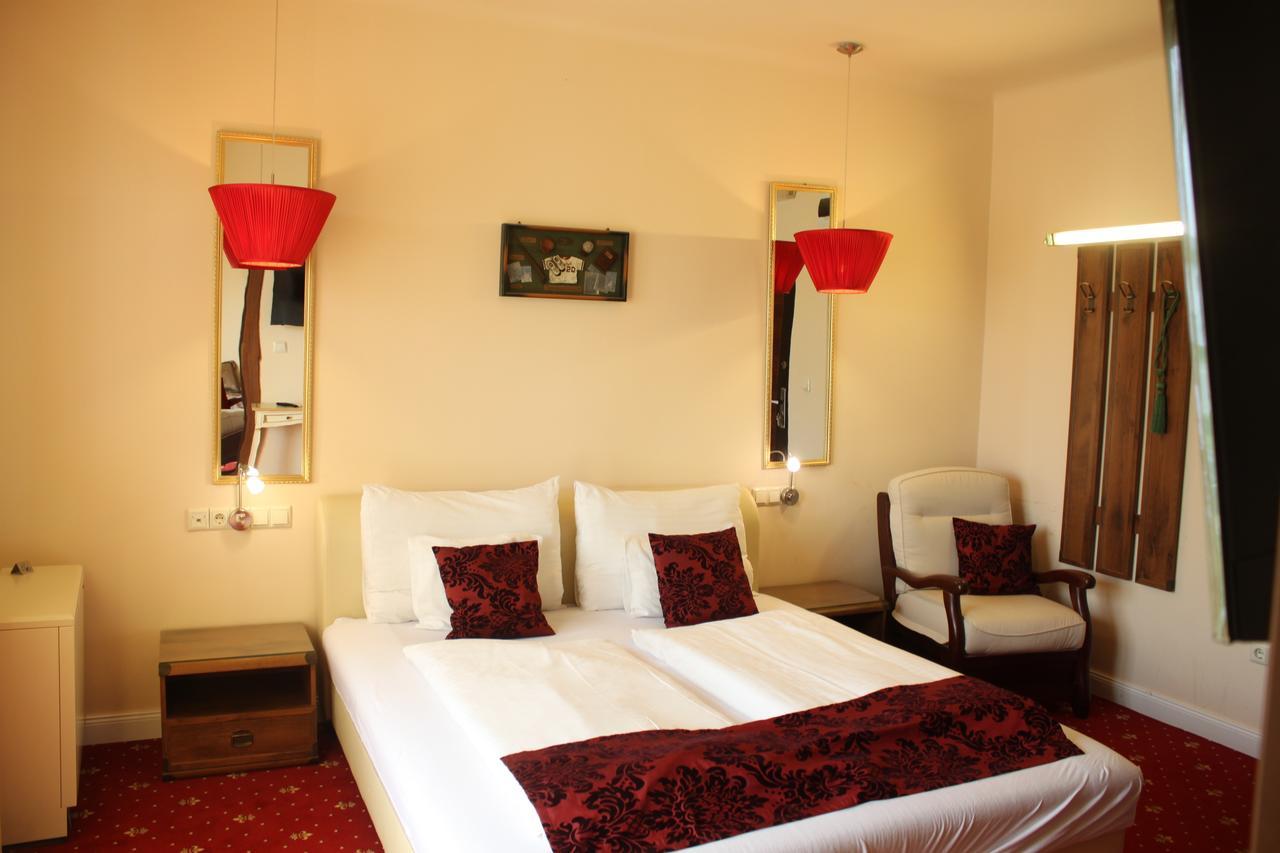 Hotel Al Faro Lodge Am See Podersdorf am See Bagian luar foto